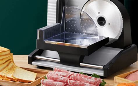 Semi-Automatic Meat Slicer Vs. Automatic Meat Slicer