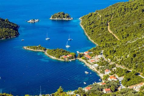 Yacht Charter Mljet