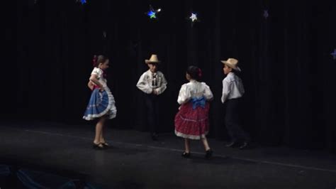 Norteño Kids Dance - YouTube