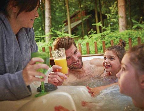 Luxury Lodges in Sherwood Forest with Hot Tubs (From £69 Per Night)