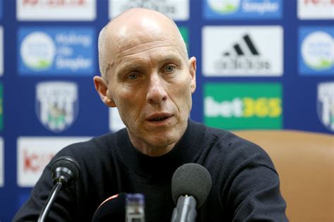 Swansea City fire American manager Bob Bradley