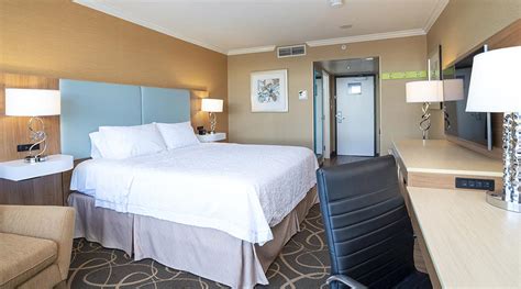 Hampton Inn & Suites by Hilton Downtown Vancouver Vancouver | BC ...