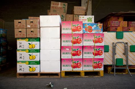 Alex Brown Photography Blog: Yau Ma Tei Fruit Market