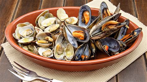 Bringing Home Bivalves – Clams, Mussels, and Oysters! – Nutrition and Food Safety