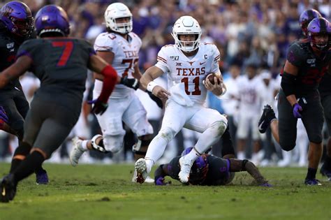 Texas Football: Longhorns relying more heavily on rushing for first downs