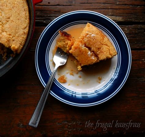 Southern Skillet Cornbread - Frugal Hausfrau