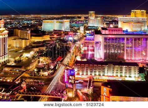 Las Vegas Strip Night Image & Photo (Free Trial) | Bigstock