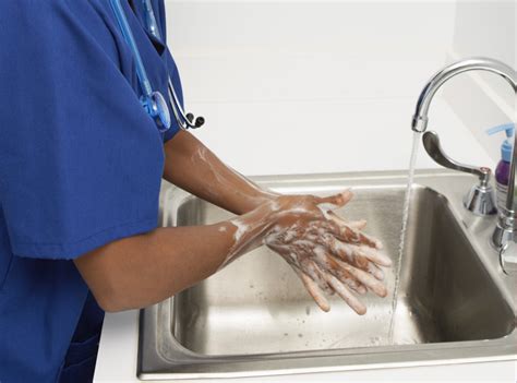 New national hand hygiene policy aims to ‘reduce variation’ | Nursing Times