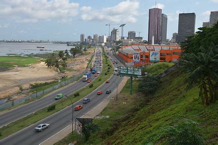 Vue sur la baie de Cocody a Abidjan : Routes : Transport : Abidjan ...