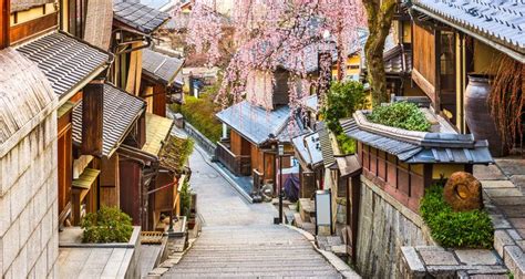 [2019 Edition] The Ultimate Kyoto Travel Guide: Transport, Weather, and Where to Visit, Eat, and ...