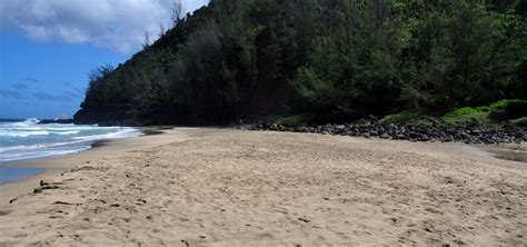 Hanakapiai Beach | Kauai Hawaii