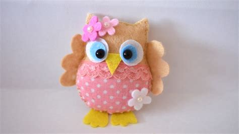 How To Make a Pretty Felt and Fabric Owl - DIY Crafts Tutorial ...