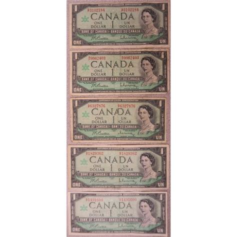 Set of 5 1967 Assorted 1 dollar Canadian Bills