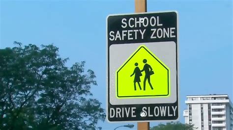 school-safety-zone-sign | XPolice