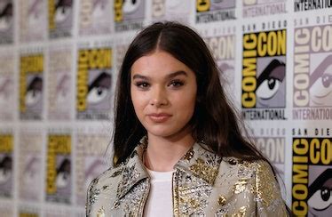 The 'Bumblebee' Movie Soundtrack Highlights An Epic Hailee Steinfeld Song
