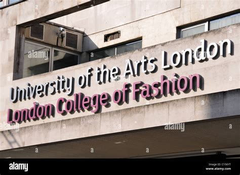 London college of fashion hi-res stock photography and images - Alamy