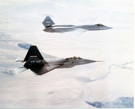 WATCH THESE PHOTOS FEATURING THE YF-23 AND YF-22 FLYING TOGETHER AND TELL US WHICH ADVANCED ...