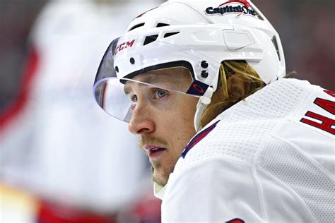 Carl Hagelin Retires: 'My Eye Injury Is Too Severe To Keep Playing The Game I Love' | Washington ...