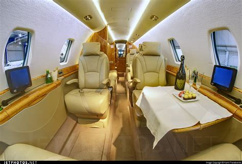 Cessna 680 Citation Sovereign Interior | Brokeasshome.com