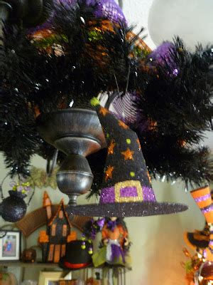 All That Glitters: Happy Halloween! Whimsical Decor