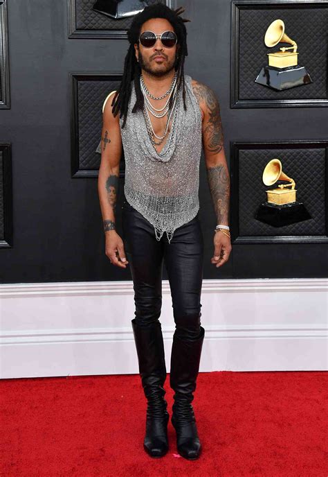 Lenny Kravitz Brings Rocker Style to the Oscars 2023 Red Carpet