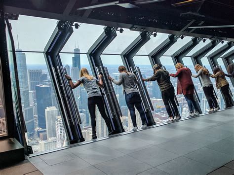 Willis Tower Skydeck vs. Hancock 360 Chicago: Which is Best?