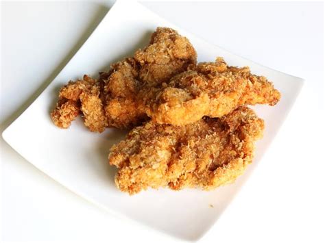 KFC fried chicken recipe - Swasthi's Recipes