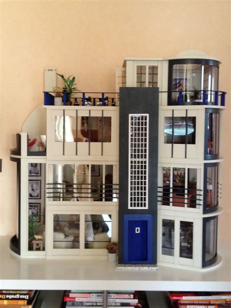 This is my modern version of the Malibu Beach Dollshouse | Doll house, Doll house plans, Barbie ...