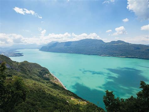 Aix Les Bains - Destination Bien-être en Savoie - Lac du Bourget