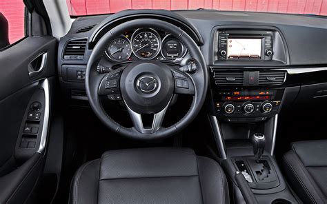 Interior del Mazda CX-5 2014 | Lista de Carros