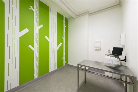 Veterinary-interior-design/vet-surgery-consult-room | Clinic interior ...