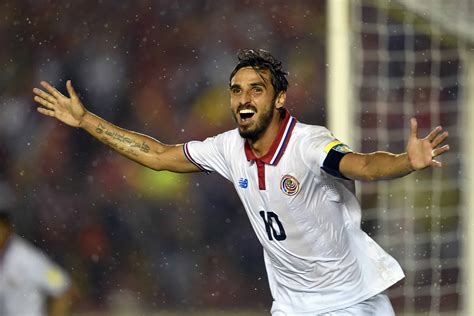 Costa Rica topples rival Panama 2-1 in World Cup qualifier