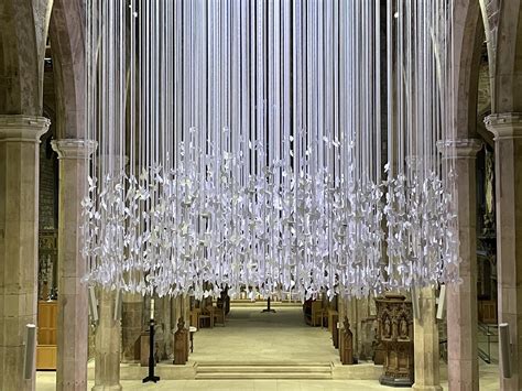 Peace Doves – Sheffield Cathedral | Peter Walker Sculptor