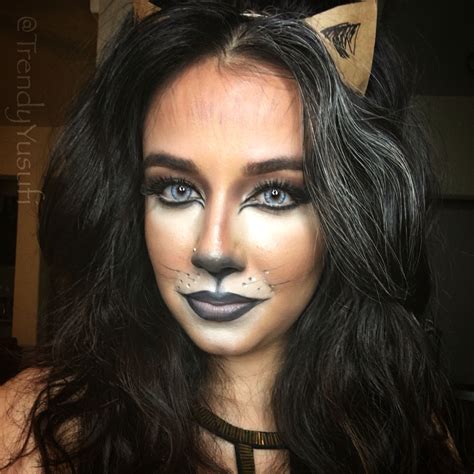 Glamorous Lion Halloween Makeup Look