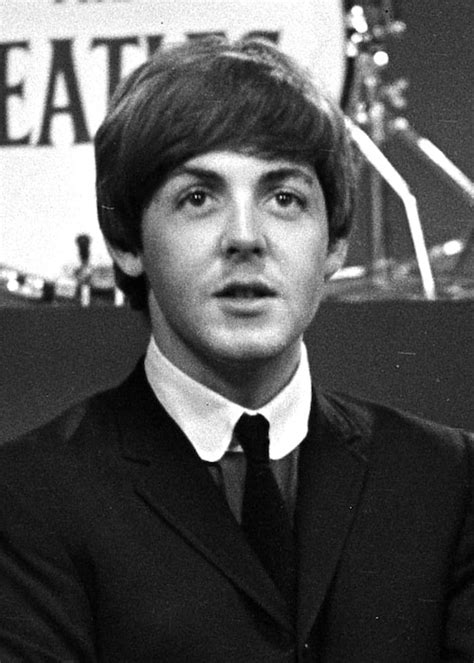 Paul McCartney Height, Weight, Age, Spouse, Family, Facts, Biography