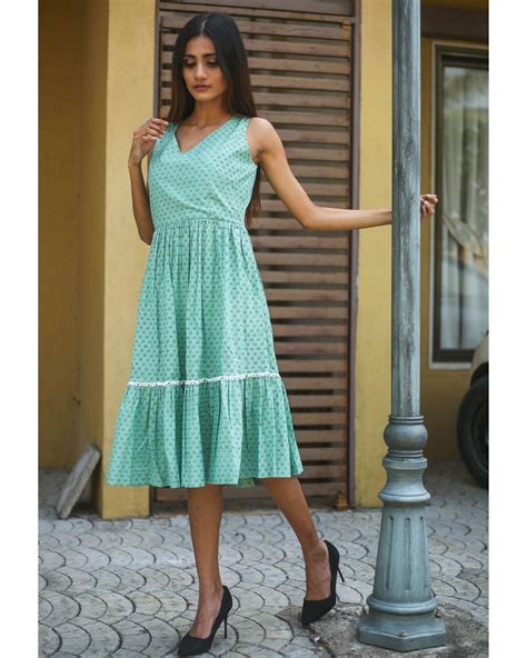 Aqua Green Dress / Among the classic options to colors to wear with an ...