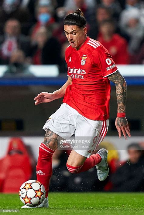 Darwin Nunez of SL Benfica in action during the UEFA Champions League ...