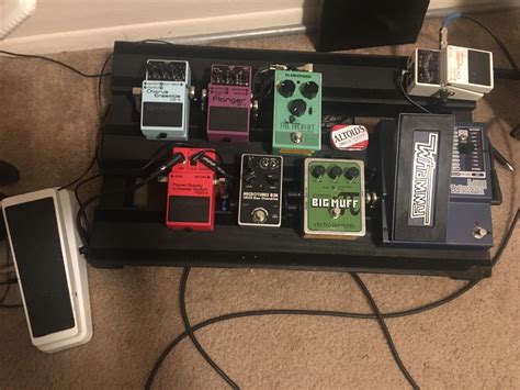 My pedal board setup for bass : r/guitarpedals