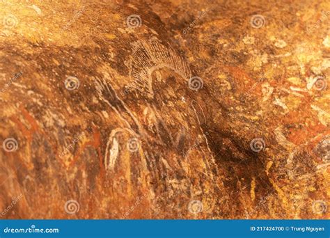 Rock art at Uluru editorial image. Image of primitive - 217424700