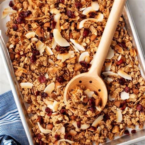 Homemade Granola Recipe - Love and Lemons