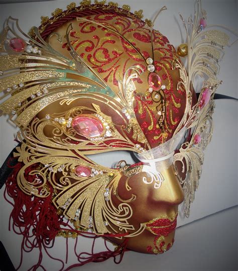 . Awesome Masks, Cool Masks, Dark Gold, Red Gold, Masquerade Mask Gold ...