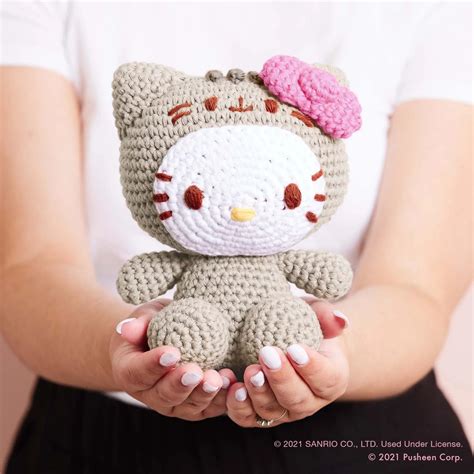 Hello Kitty Crochet Pattern: Step-by-Step Easy Guide - KnitWitch