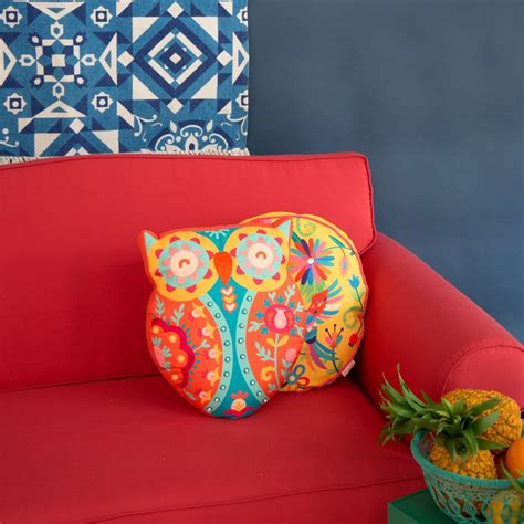 Floral Owl Shape Cushion | Wall painting decor, Cushion design, Sewing cushions