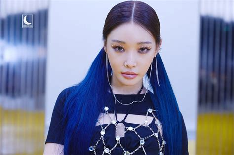 200508 MNH Naver Update - Chungha 'Stay Tonight' MV Making | Kpopping