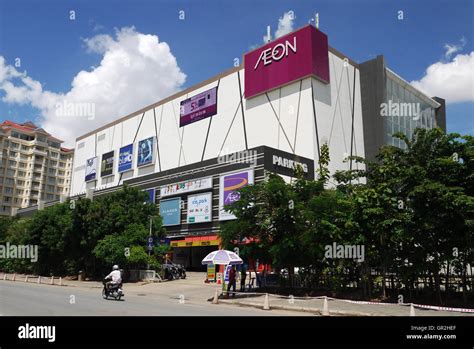 Aeon Shopping Mall, Phnom Penh, Cambodia Stock Photo - Alamy