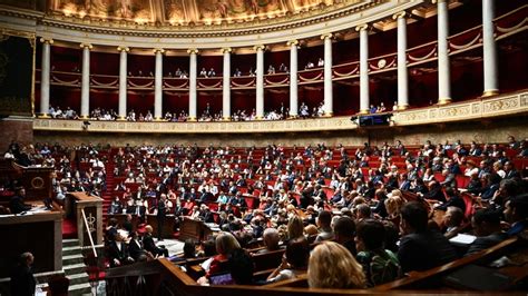 French National Assembly approves bill to boost purchasing power