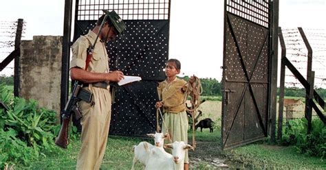 Can the India-Bangladesh border be easily fenced?