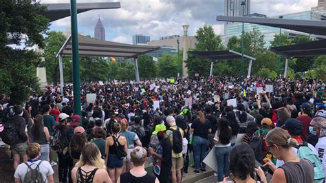 Atlanta protest live stream shows CNN center vandalism | kvue.com