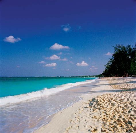 7 mile beach @ Grand Cayman | Grand cayman island, Cayman island ...