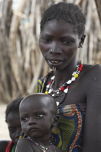 South Sudan | African people, Tribes women, Mursi tribe woman